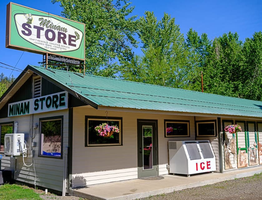 Minam Store Outfitters